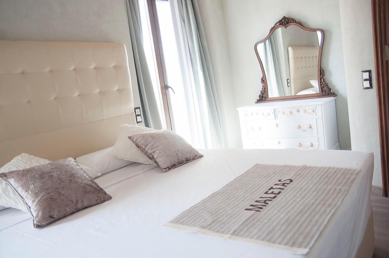 La Casa De Maria Guest House Algarinejo Bagian luar foto